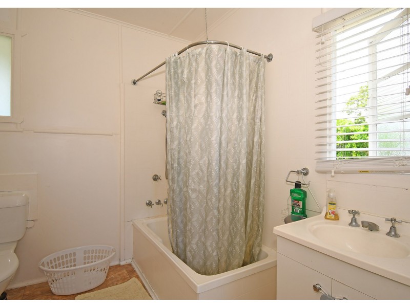 15 Truro Street, Torquay QLD 4655