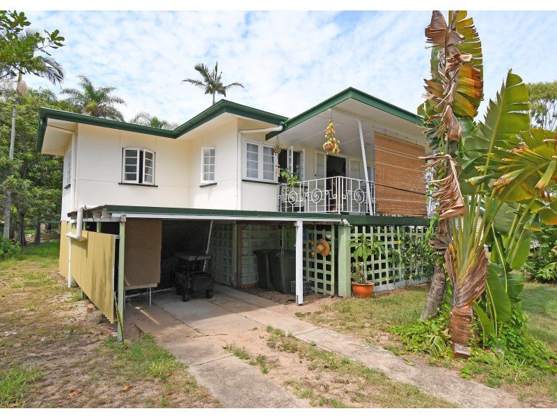 15 Truro Street, Torquay QLD 4655