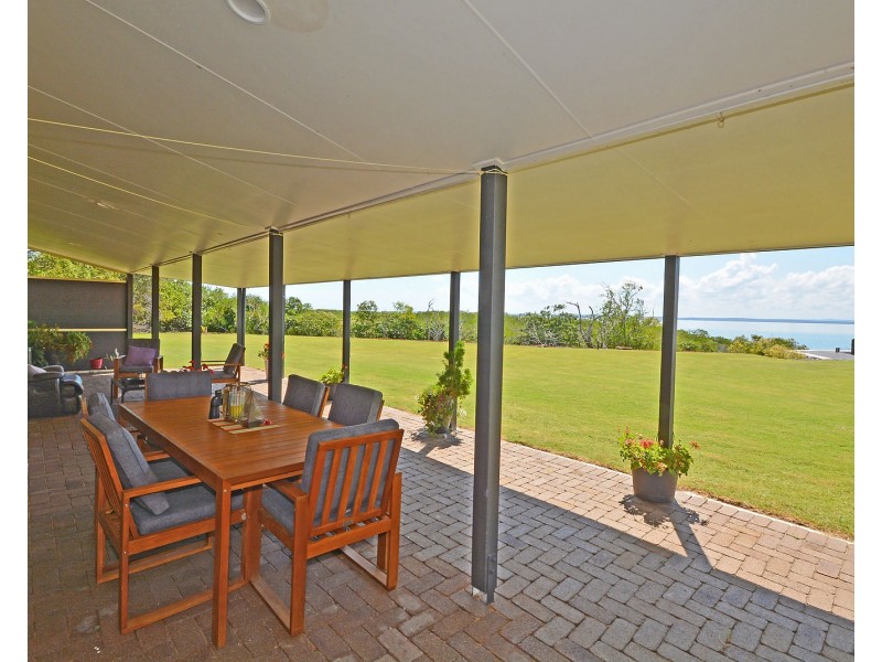 25 Pelican Avenue, Booral QLD 4655