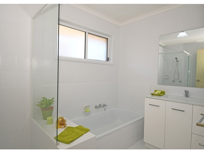 2 San Marco Court, Urangan QLD 4655