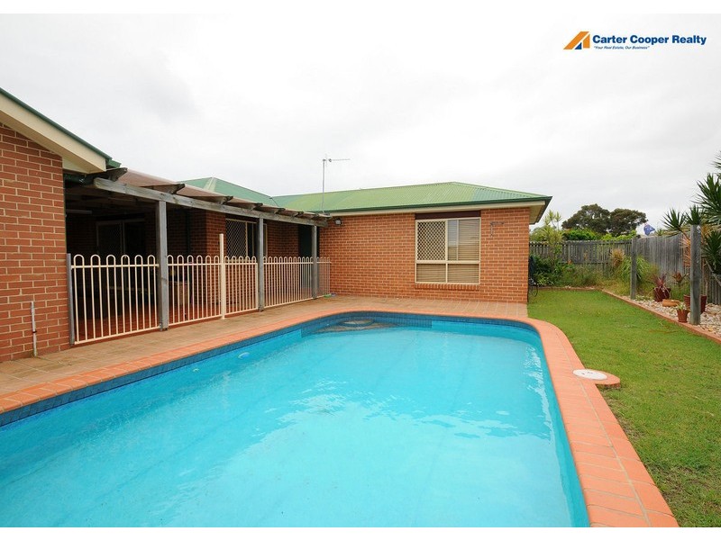 10 Palm  Meadows Pl, Hervey Bay QLD 4655