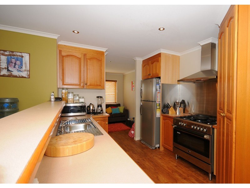 10 Palm  Meadows Pl, Hervey Bay QLD 4655