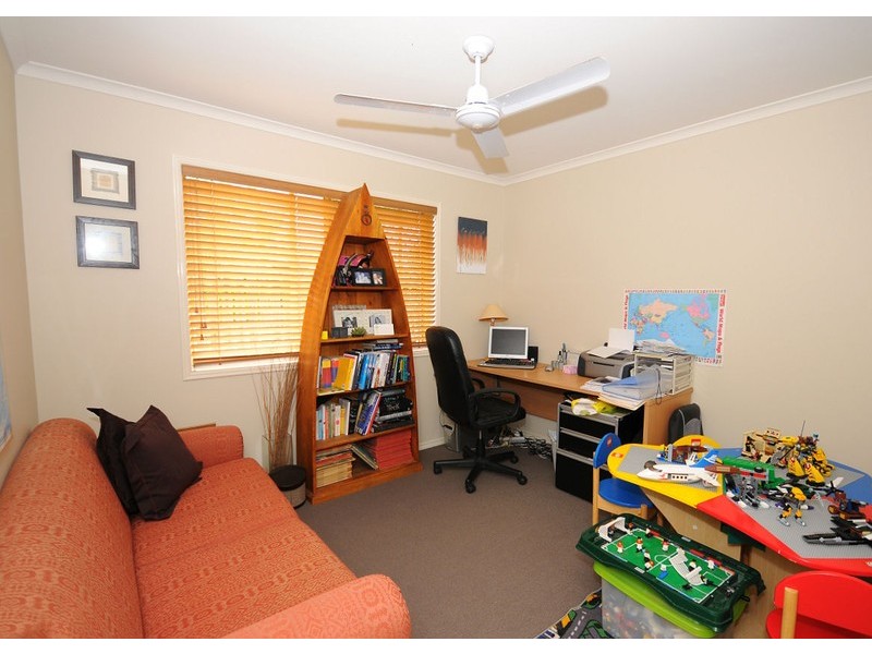 10 Palm  Meadows Pl, Hervey Bay QLD 4655