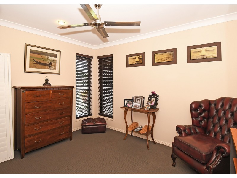 14 Bayridge Heights Drive, Nikenbah QLD 4655