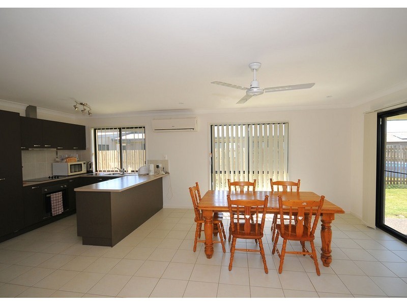 20 Fishburn Way, Eli Waters QLD 4655