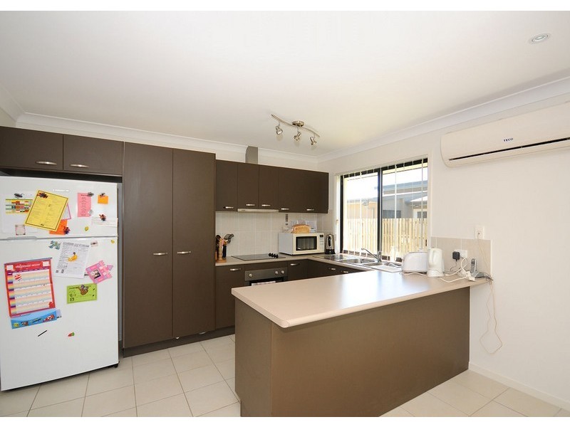 20 Fishburn Way, Eli Waters QLD 4655