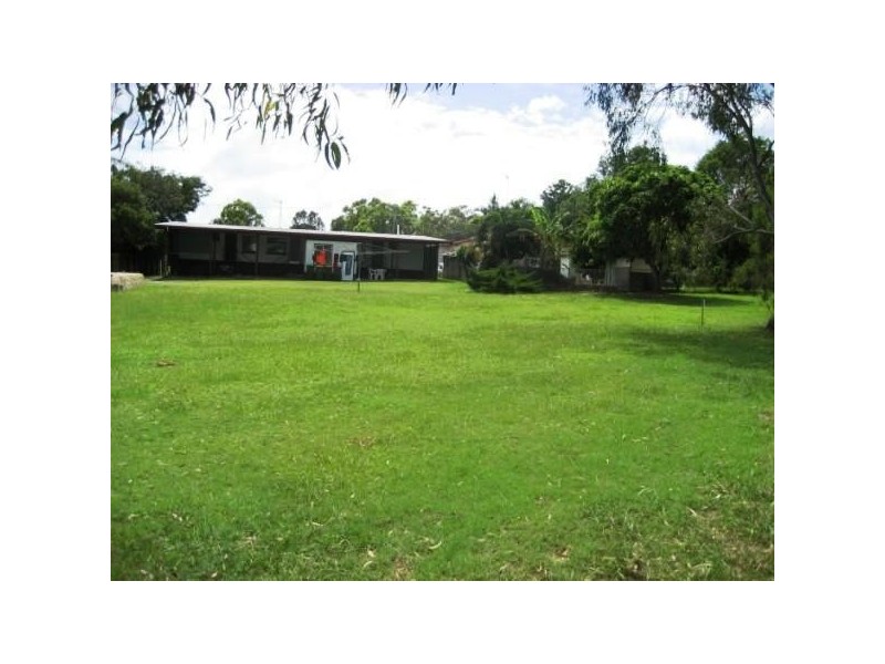3 Urangan Street, Torquay QLD 4655