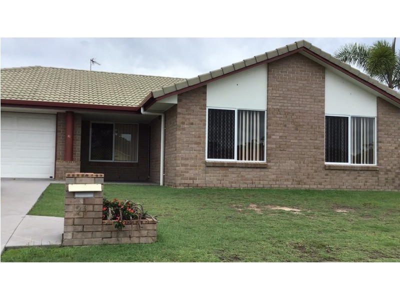 21 Topaz Circuit, Urangan QLD 4655