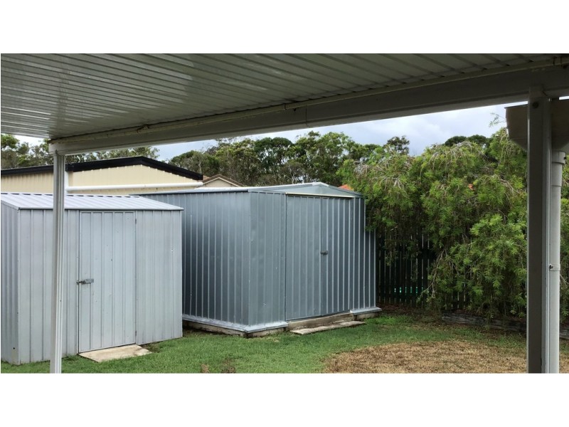 21 Topaz Circuit, Urangan QLD 4655