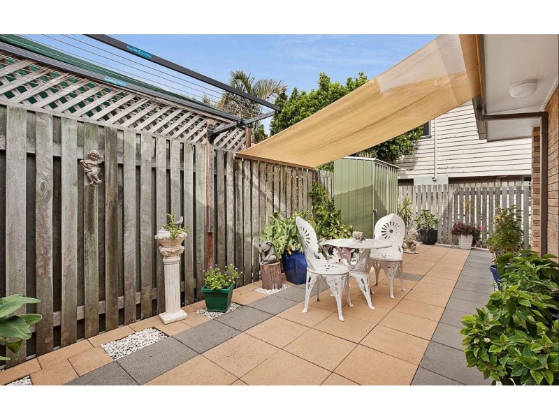 15/230 Torquay Terrace, Torquay QLD 4655