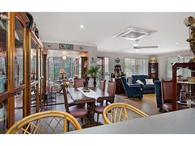 15/230 Torquay Terrace, Torquay QLD 4655