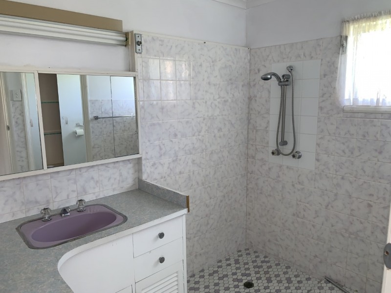 11 Jack Street, Pialba QLD 4655