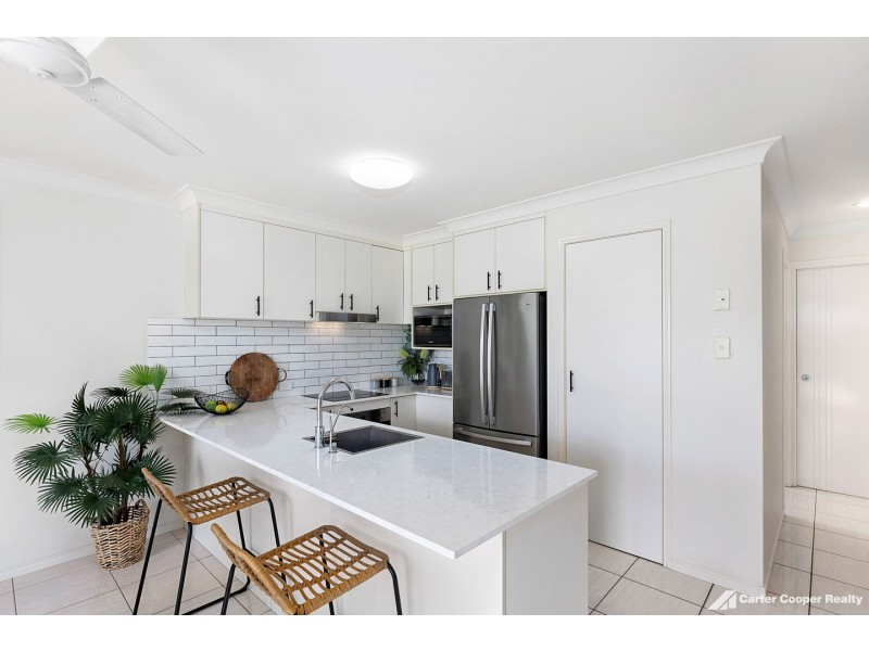48 Earl St Vincent Circuit, Eli Waters QLD 4655