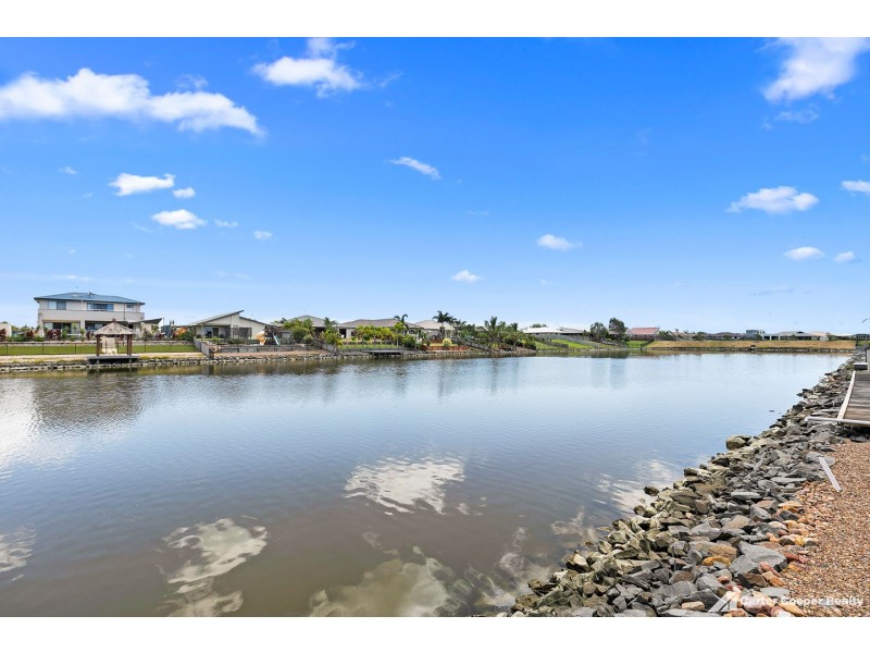 48 Earl St Vincent Circuit, Eli Waters QLD 4655