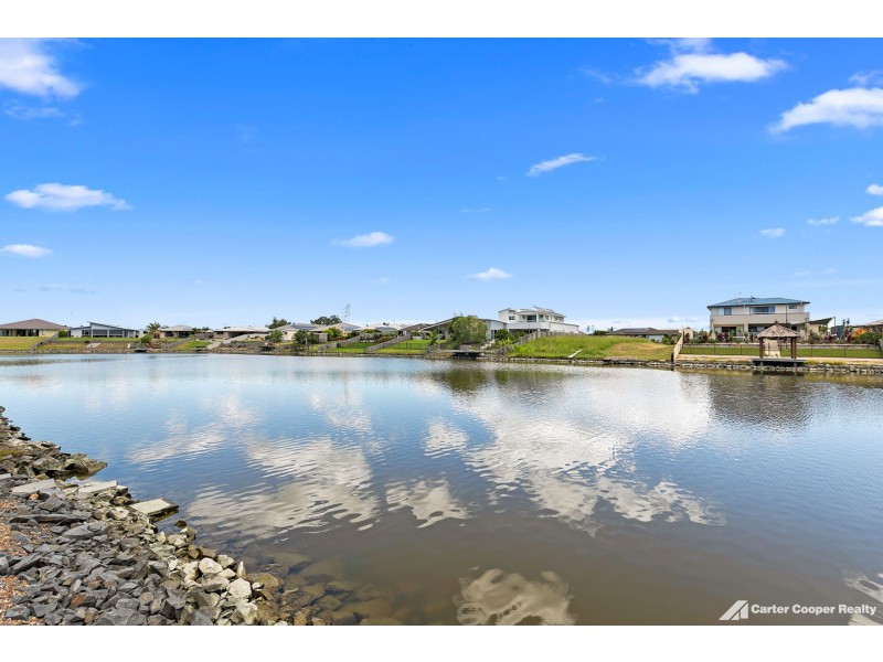 48 Earl St Vincent Circuit, Eli Waters QLD 4655