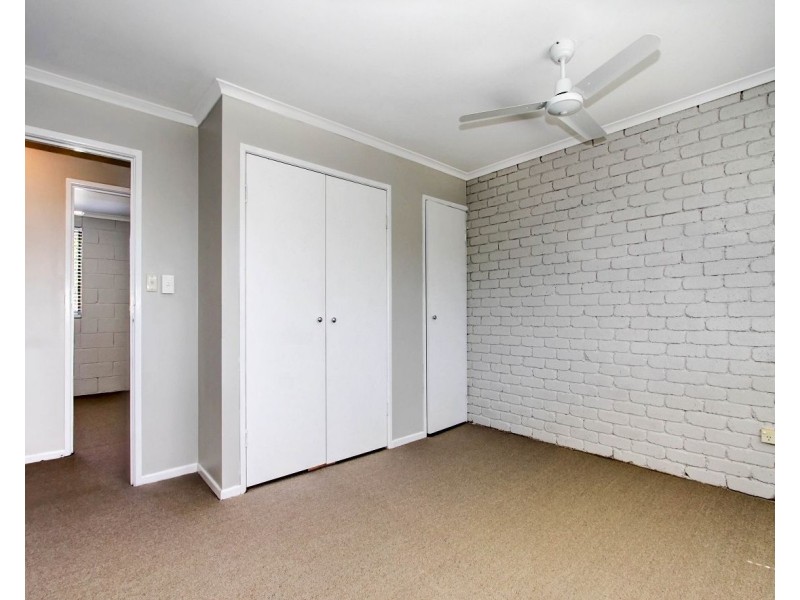Unit 4/25 Hervey Street, Scarness QLD 4655