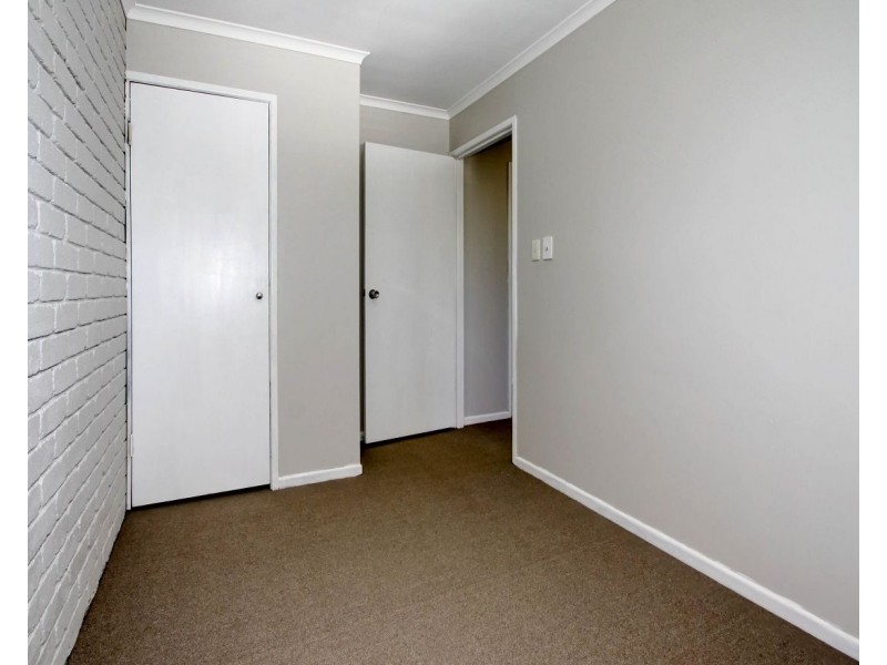 Unit 4/25 Hervey Street, Scarness QLD 4655