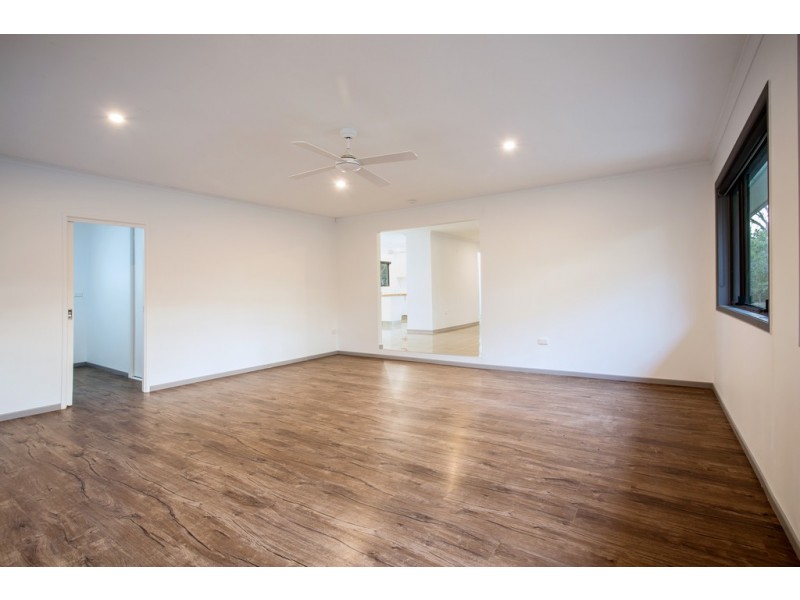 24-26 Carrick Way, Wondunna QLD 4655