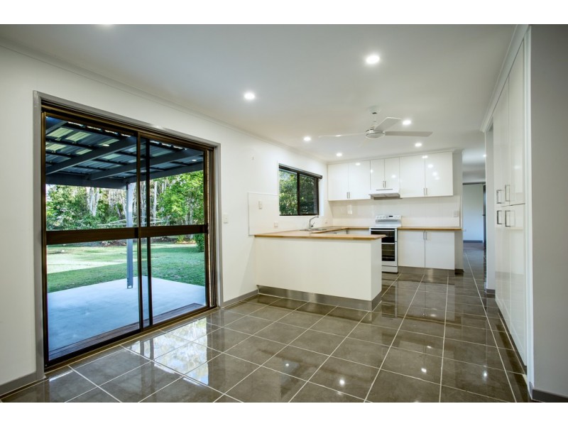 24-26 Carrick Way, Wondunna QLD 4655