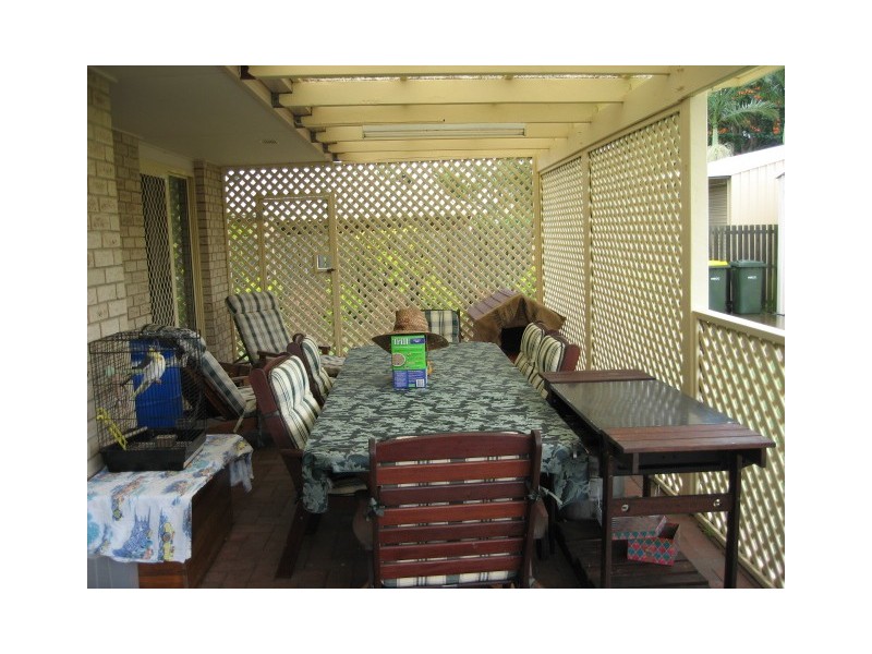 20 Vicki Parade, Torquay QLD 4655