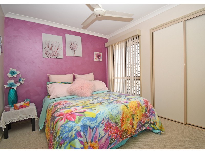 1 Mia Court, Nikenbah QLD 4655