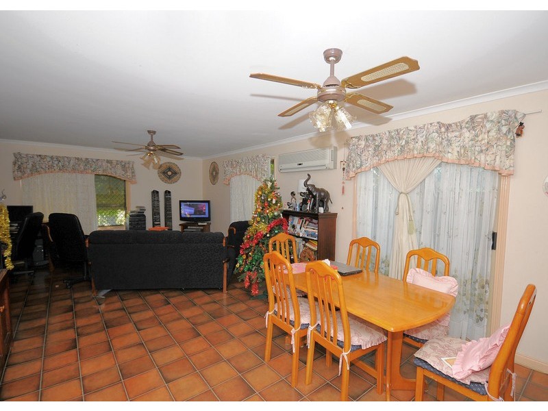 68  North Street, Point Vernon QLD 4655