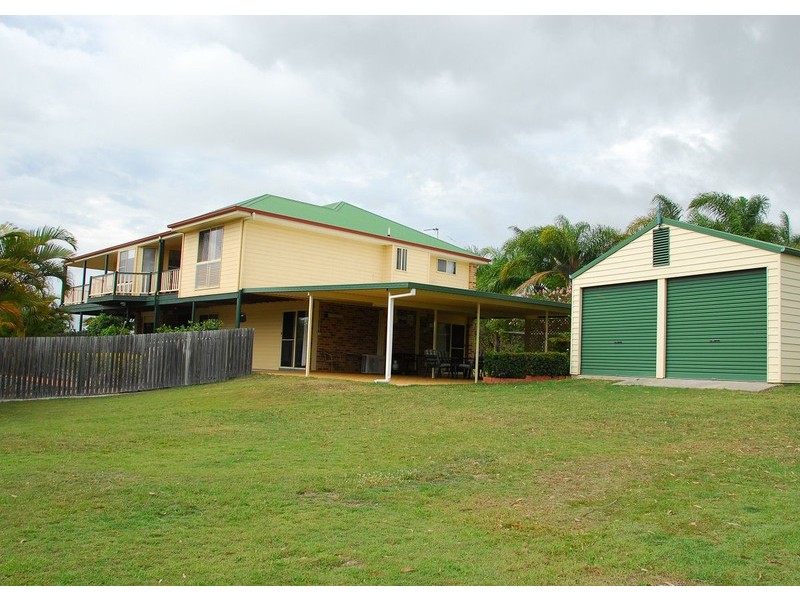 8 Casey Ct, Dundowran Beach QLD 4655