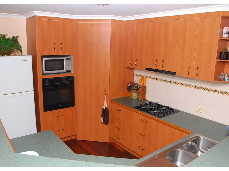 8 Casey Ct, Dundowran Beach QLD 4655