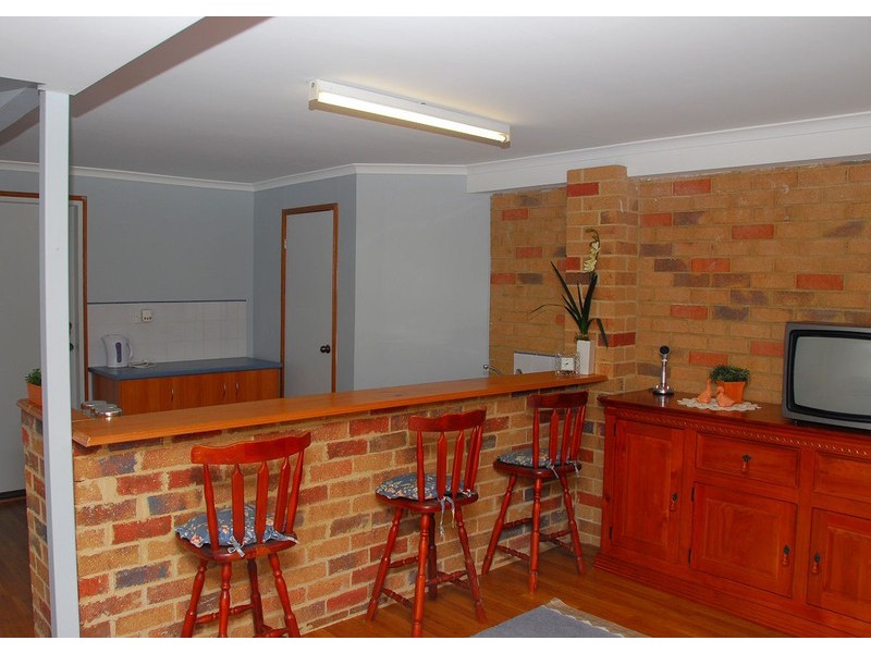 8 Casey Ct, Dundowran Beach QLD 4655