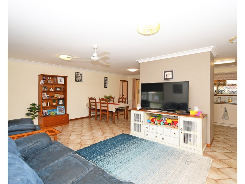 38 Thornbill Drive, Eli Waters QLD 4655