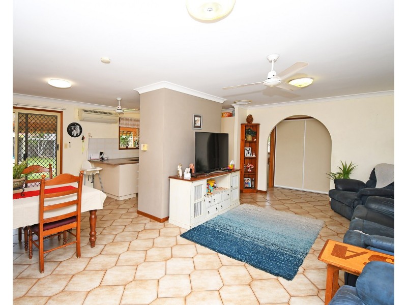 38 Thornbill Drive, Eli Waters QLD 4655