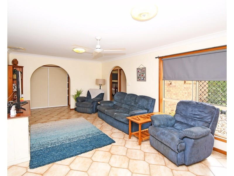 38 Thornbill Drive, Eli Waters QLD 4655