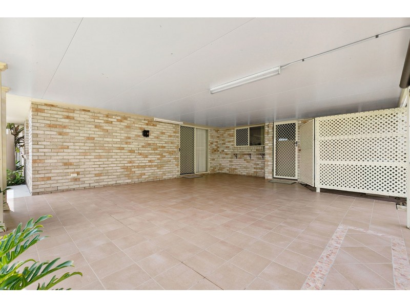 37 Bunya Court, Eli Waters QLD 4655