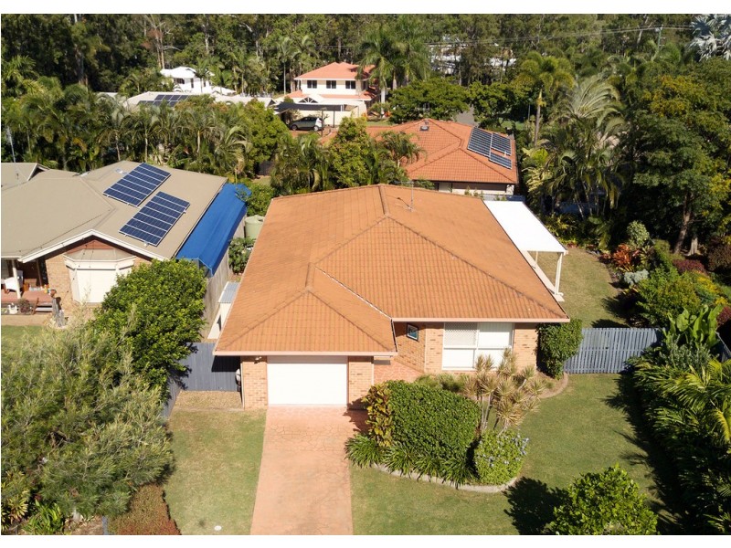 9 Gatakers Lane, Point Vernon QLD 4655