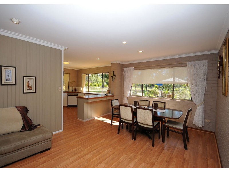 14 Boundary Road, Urangan QLD 4655