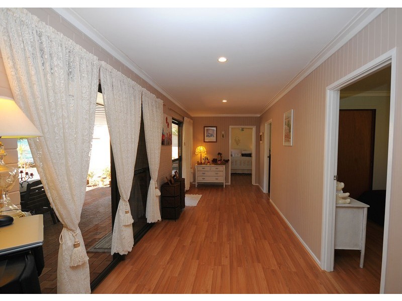 14 Boundary Road, Urangan QLD 4655