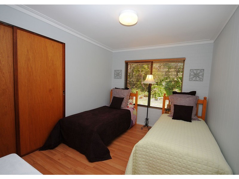 14 Boundary Road, Urangan QLD 4655