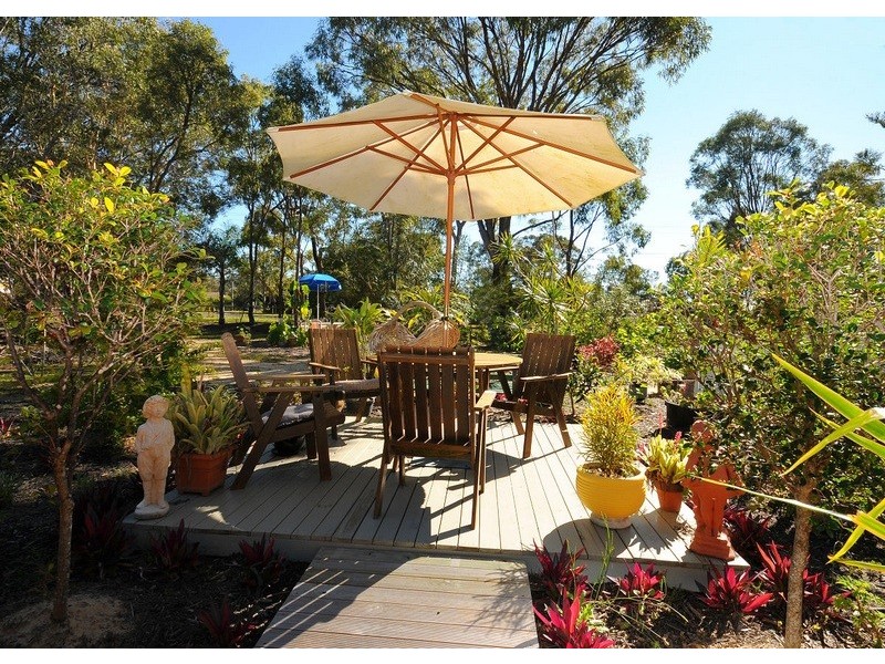 14 Boundary Road, Urangan QLD 4655