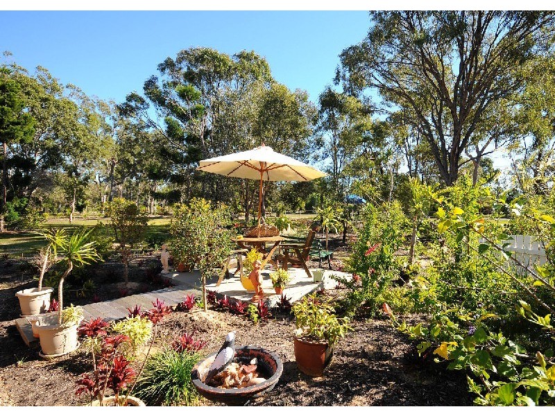 14 Boundary Road, Urangan QLD 4655