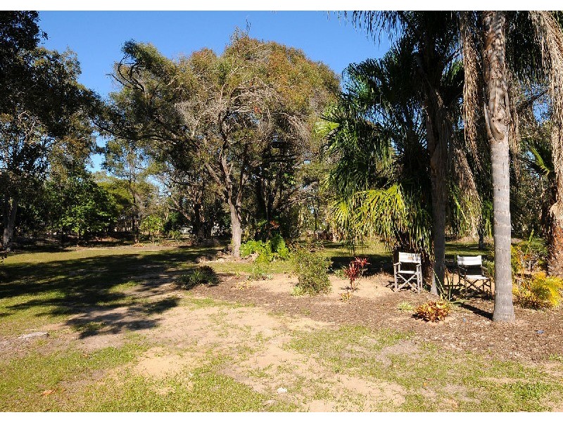 14 Boundary Road, Urangan QLD 4655