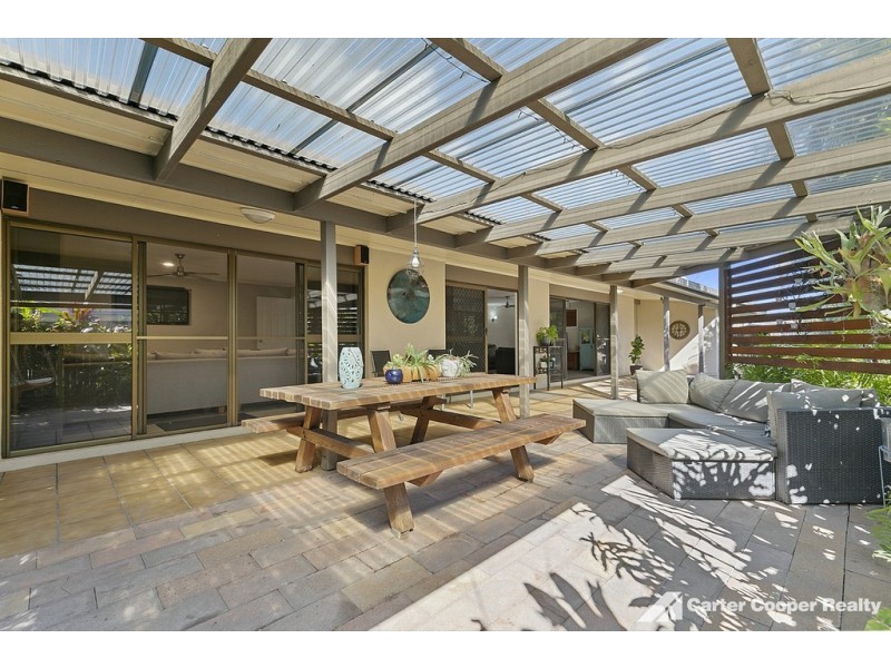 14-16 Trill Court, Urangan QLD 4655