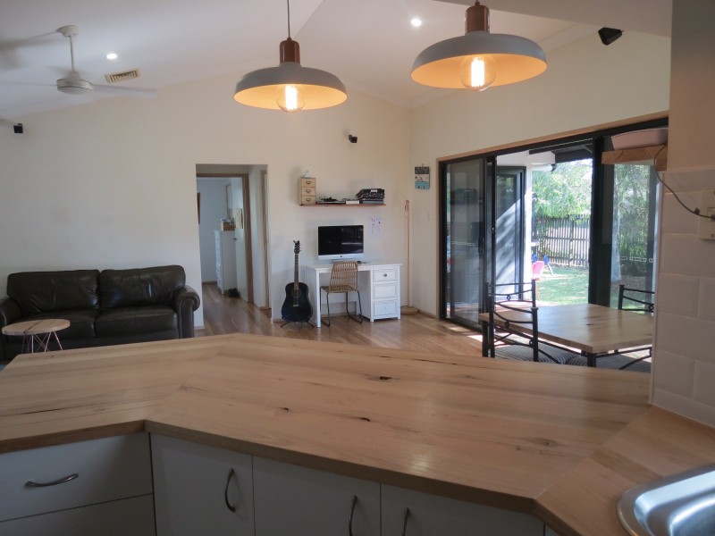 4 Chantilly Street, Urangan QLD 4655