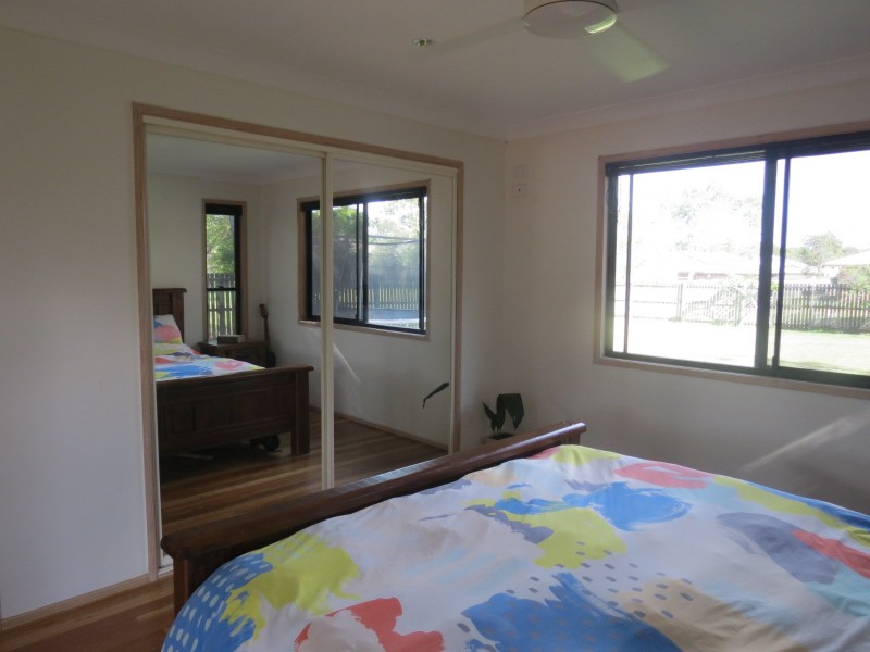 4 Chantilly Street, Urangan QLD 4655