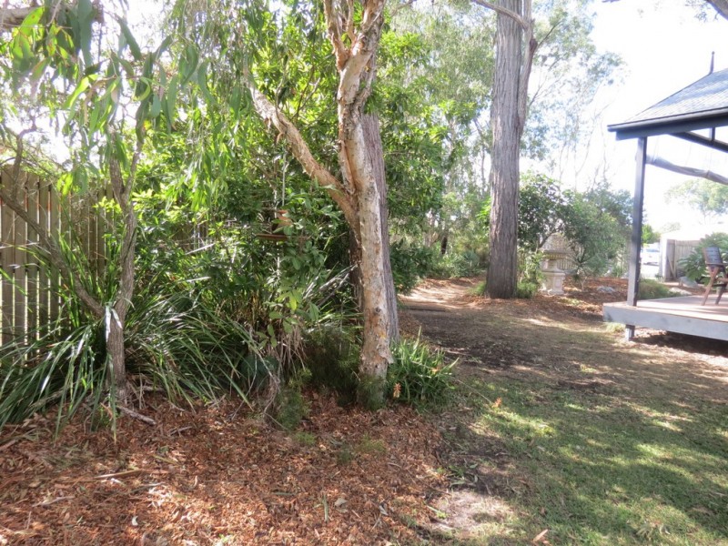 4 Chantilly Street, Urangan QLD 4655