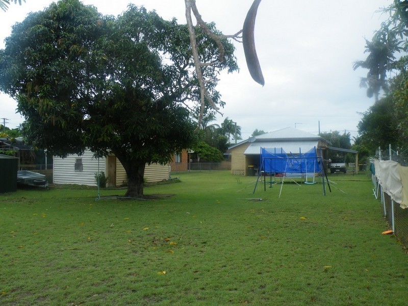 198 Cypress Street, Urangan QLD 4655