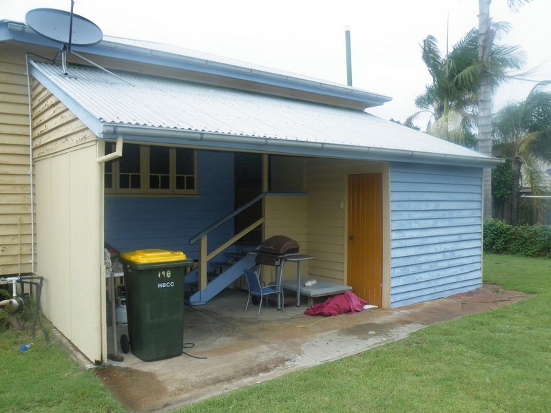 198 Cypress Street, Urangan QLD 4655