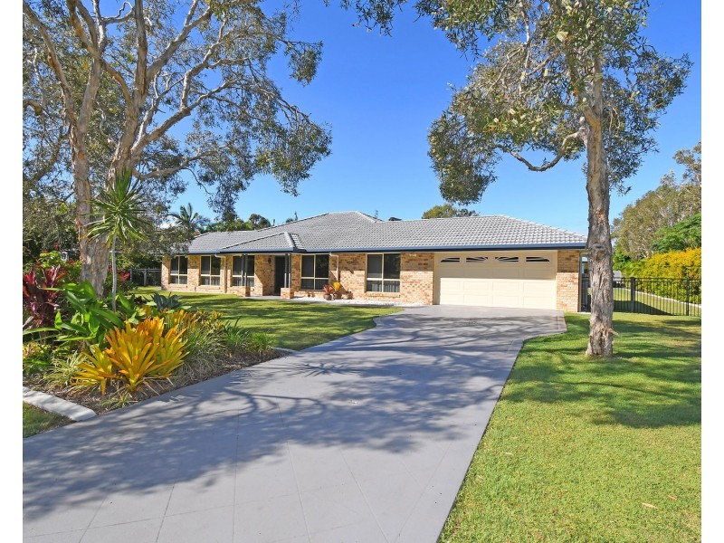 6 Rosewood Avenue, Wondunna QLD 4655