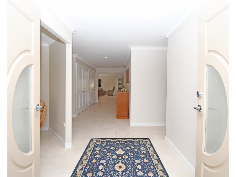 6 Rosewood Avenue, Wondunna QLD 4655