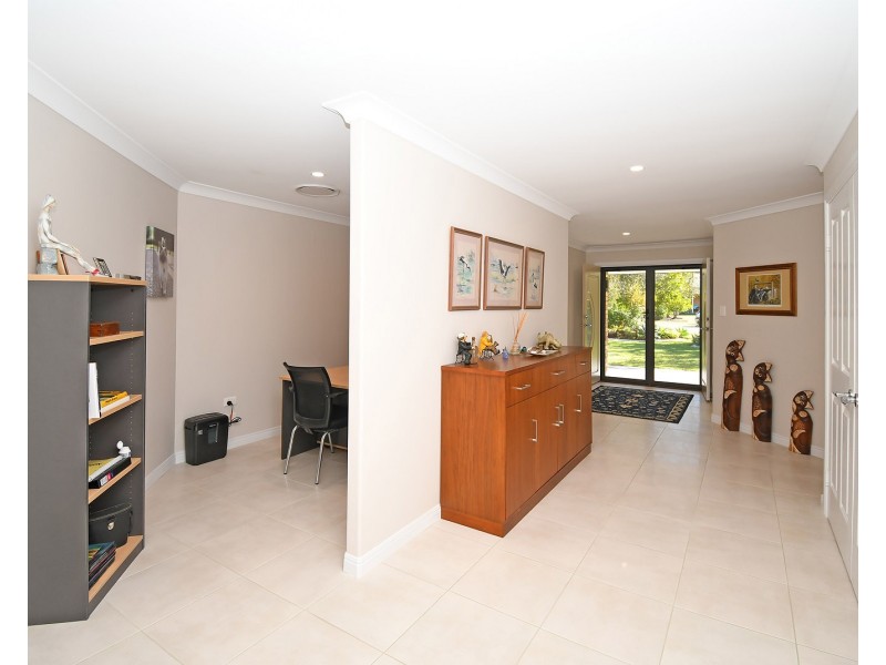 6 Rosewood Avenue, Wondunna QLD 4655