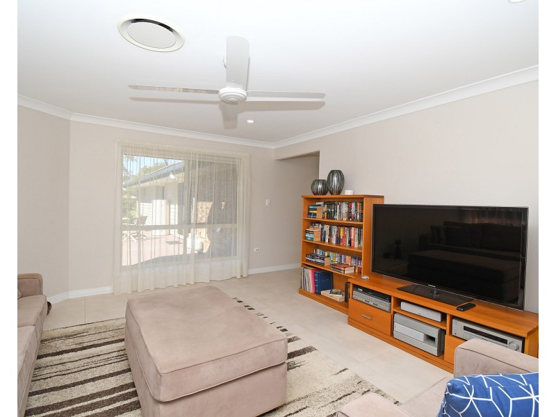 6 Rosewood Avenue, Wondunna QLD 4655